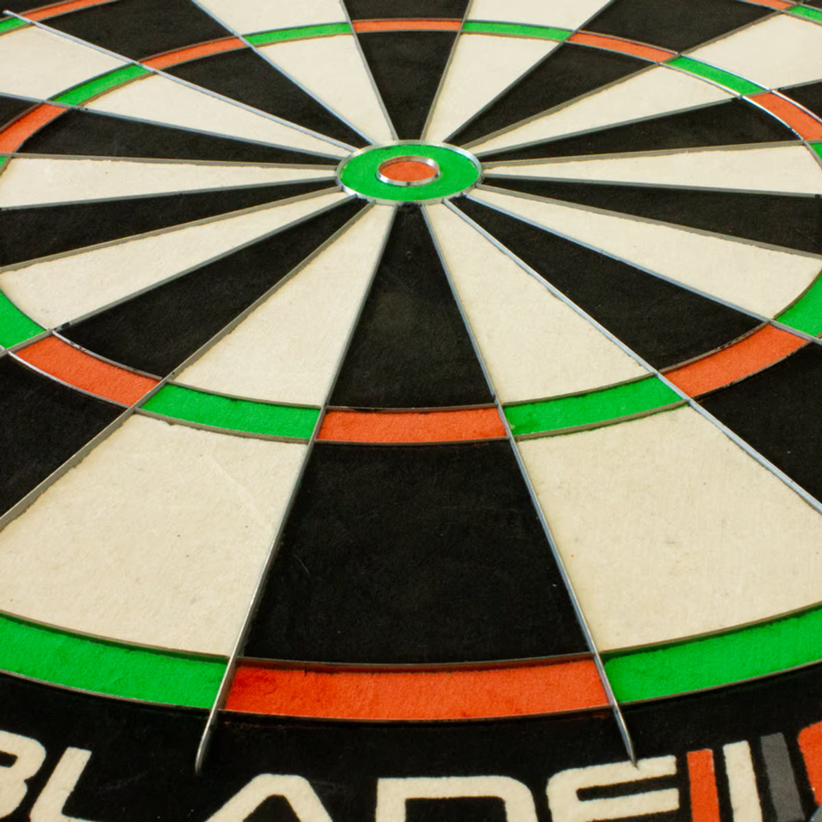 Winmau Blade 6 Triple Core Steeldartboard